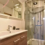 Luxury Pool In *