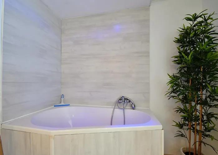 Holiday home Luxury Pool In Goesnes